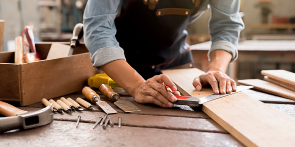 Operatore del legno